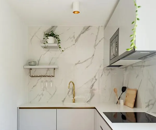 Designer In The Center * Cluj-Napoca