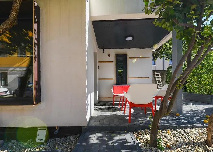 Designer In The Center Apartmán